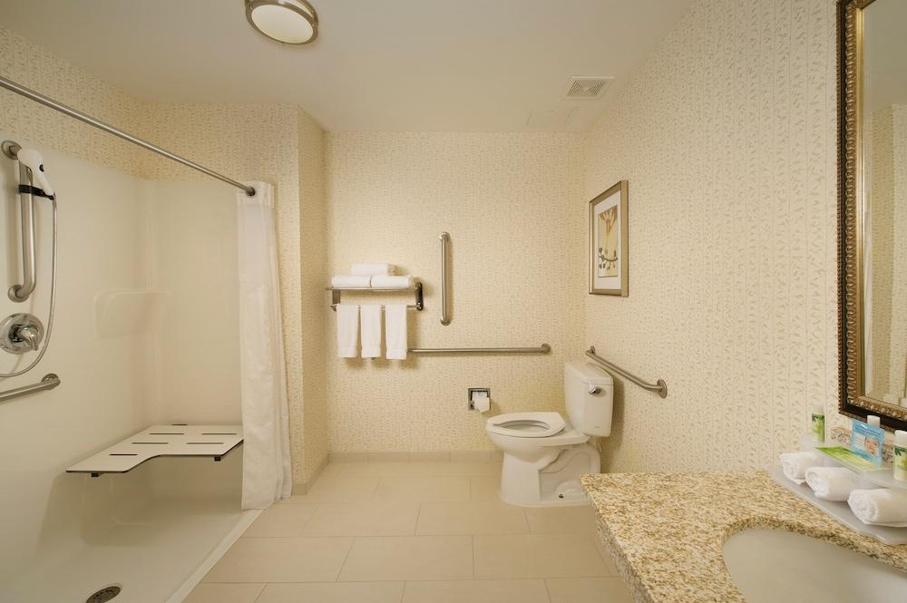 Holiday Inn Express & Suites Alexandria - Fort Belvoir By Ihg Eksteriør billede