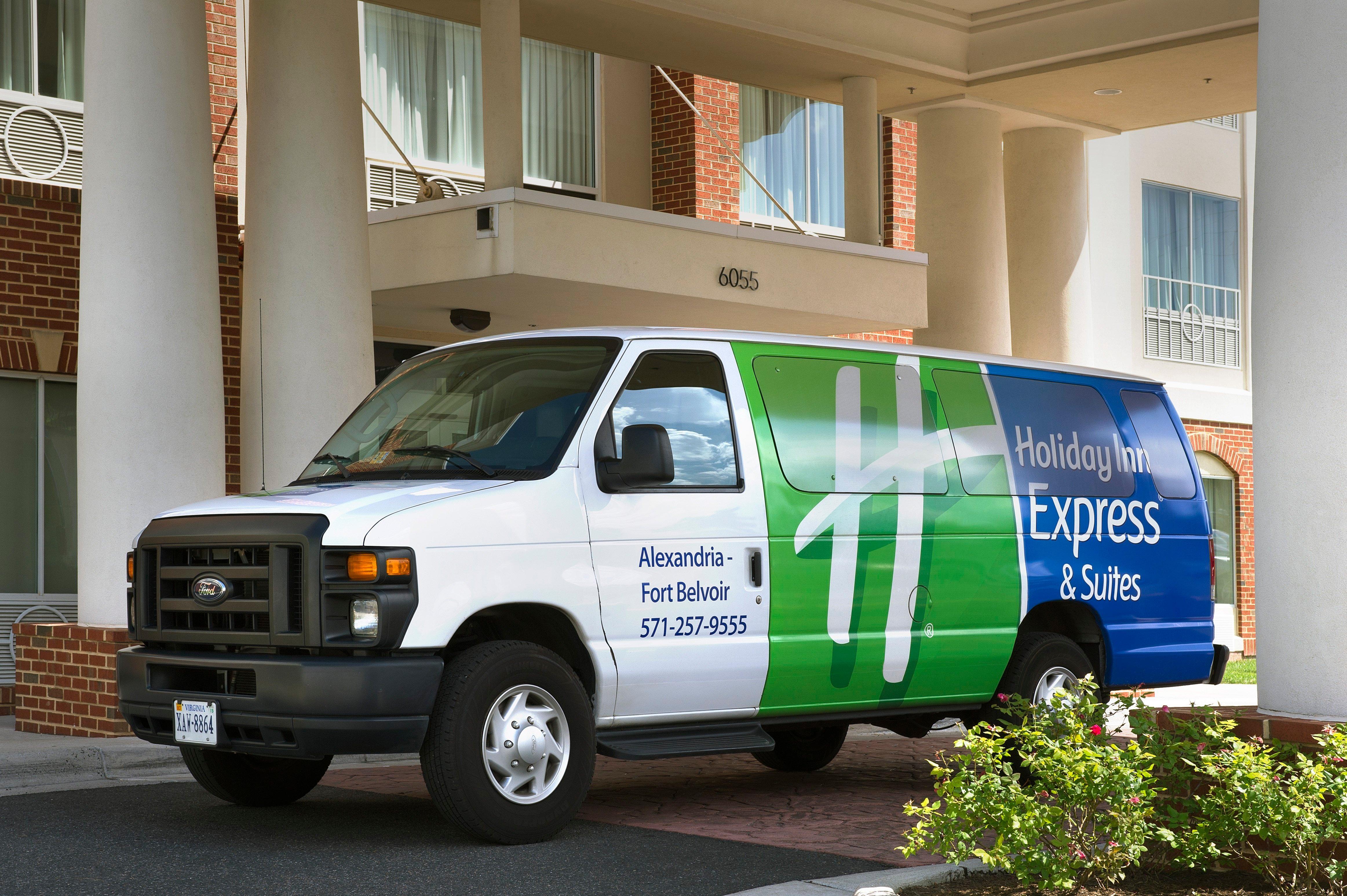 Holiday Inn Express & Suites Alexandria - Fort Belvoir By Ihg Eksteriør billede
