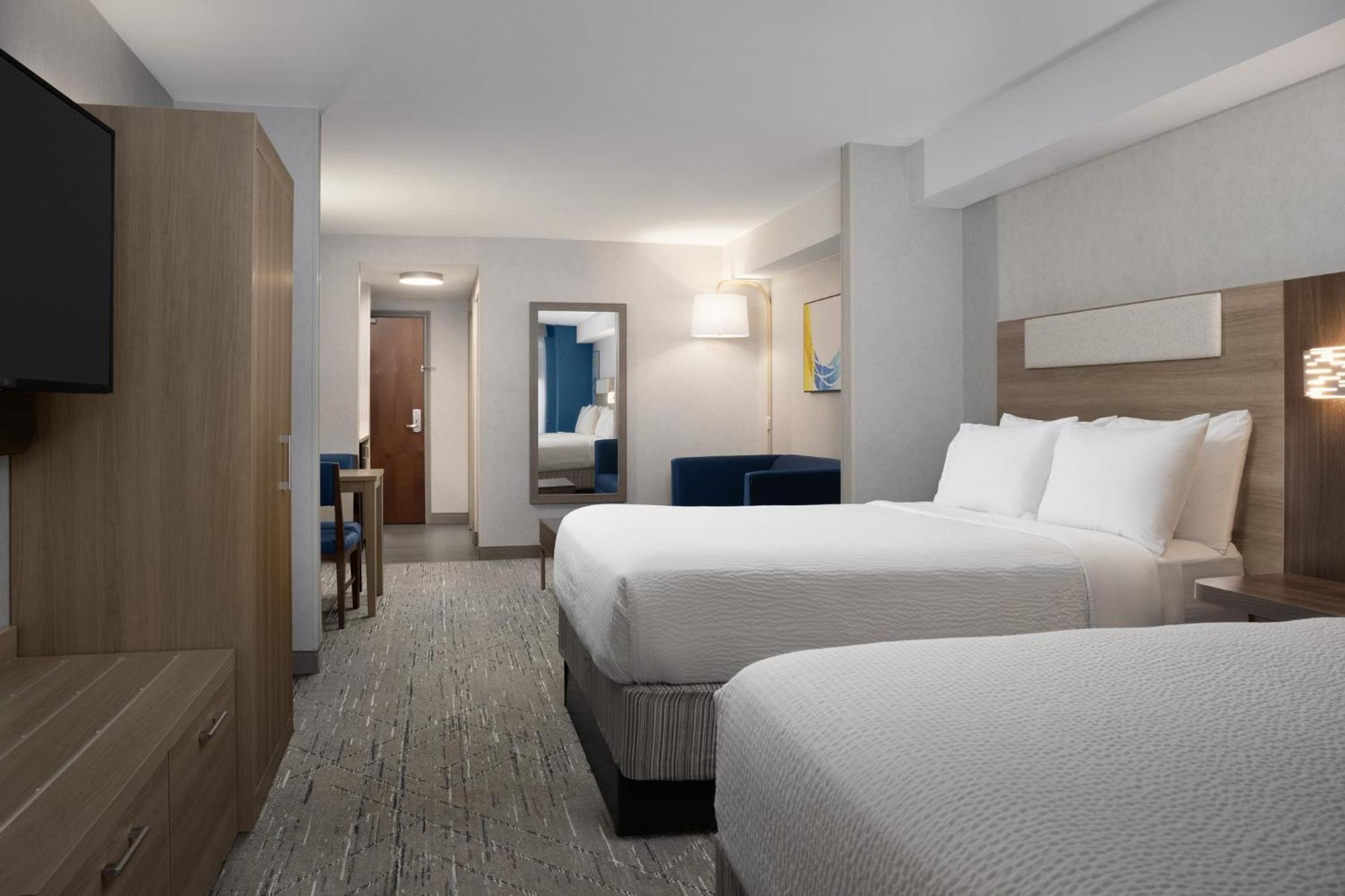 Holiday Inn Express & Suites Alexandria - Fort Belvoir By Ihg Eksteriør billede